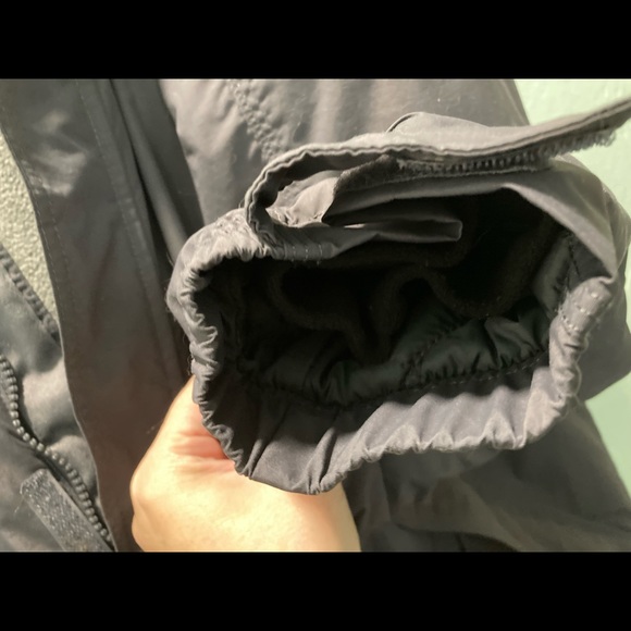 L.L.Bean-Men’s Gray Winter Coat - Picture 3 of 10